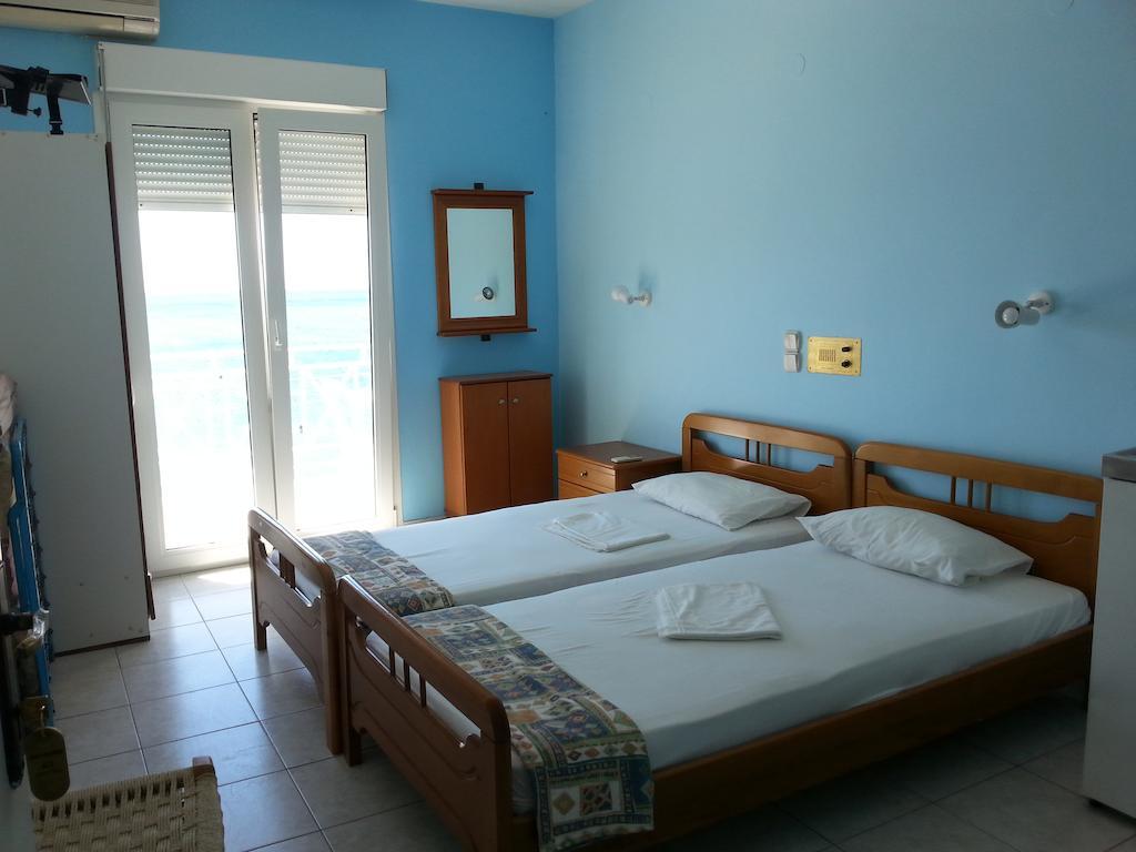 Elena Studios Tarti Room photo